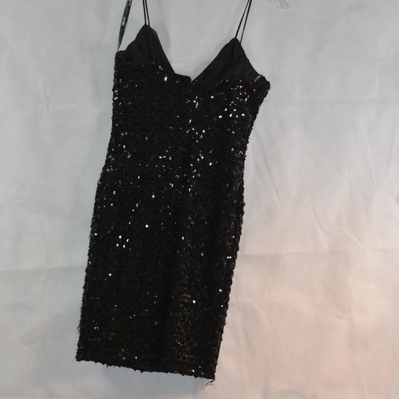 Black Sequin Strertch Dress SZ 10 Lori Ann Montreal - Picture 5 of 5